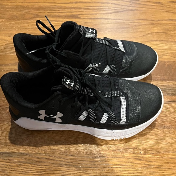 Under Armour Shoes - Volleyball shoes women’s 11